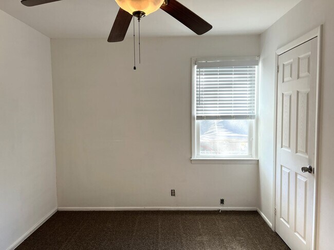 Building Photo - Cute Home in East Macon