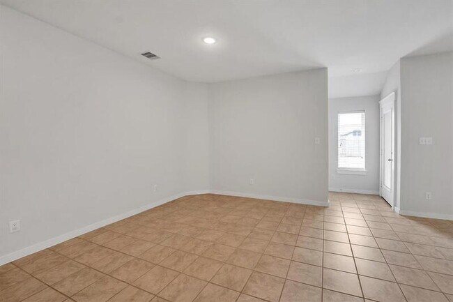 Building Photo - 31415 Stone Ridge Forest Dr
