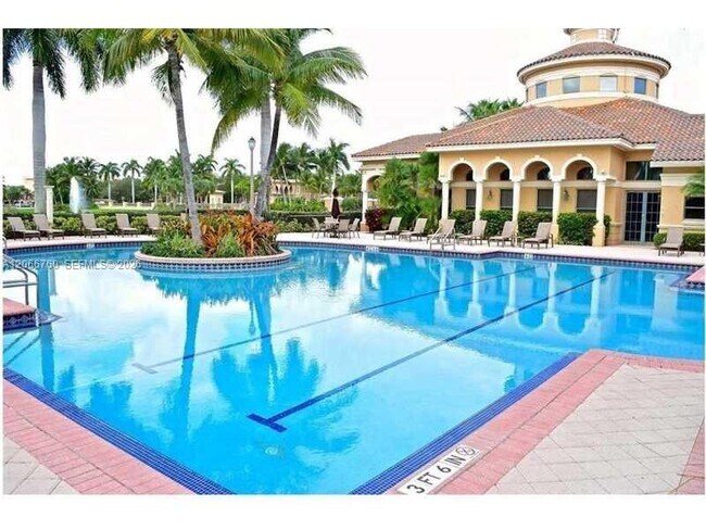 Building Photo - 891 Captiva Dr