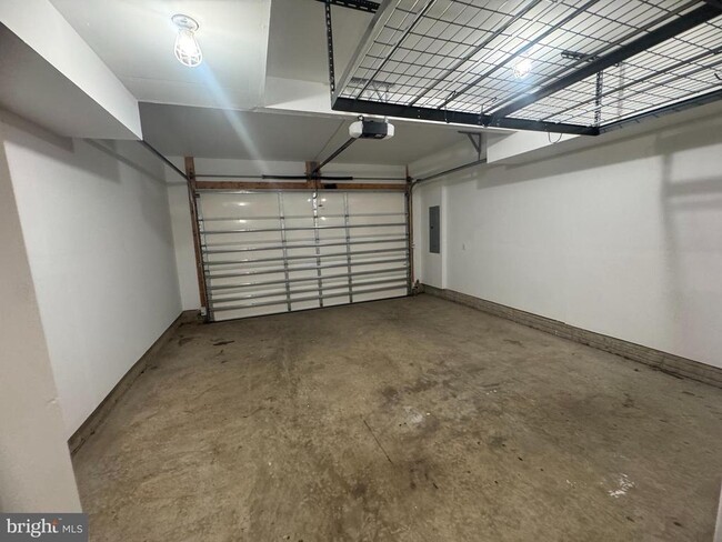 Building Photo - 3165 Virginia Bluebell Ct