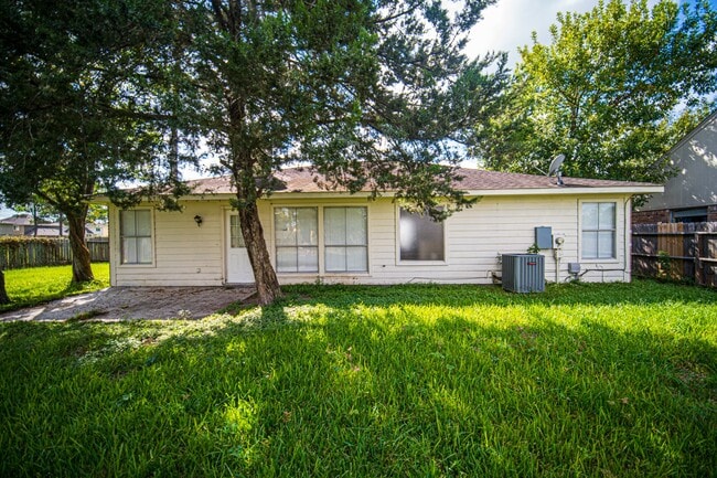 Building Photo - 13314 Sablewood Ln