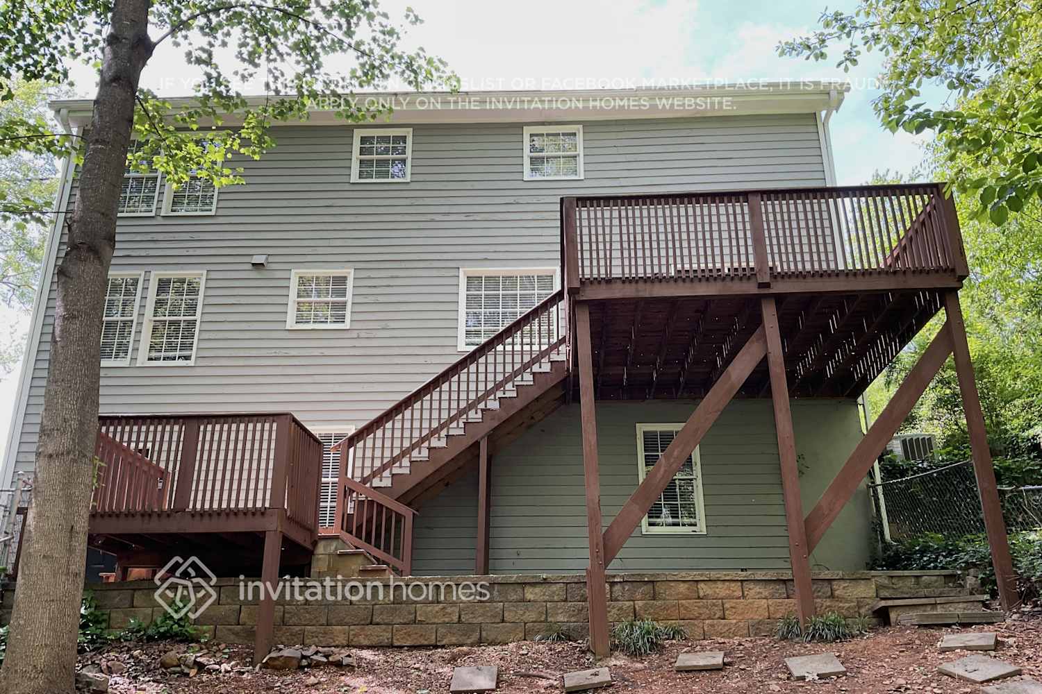 Building Photo - 2073 Kinridge Rd