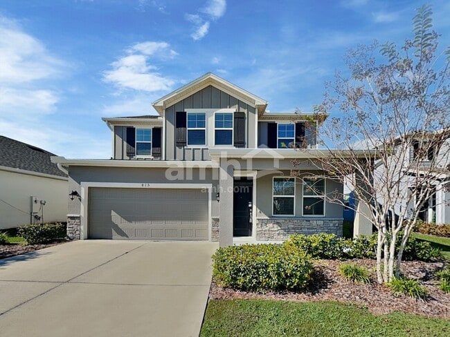 Building Photo - 815 Heavenly Dr