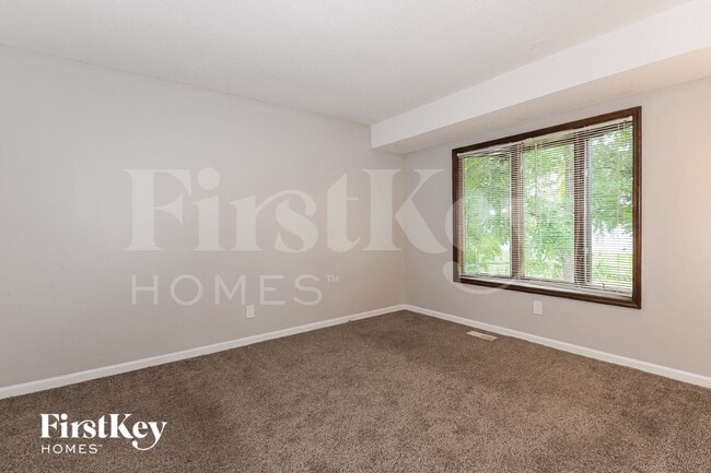 Building Photo - 15675 Birkemeier Dr
