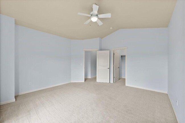 Building Photo - 3 bedroom 2 bath Home for Rent in Yelm!