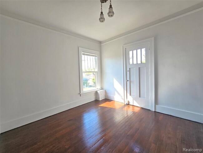 Building Photo - 26850 Seven Mile W