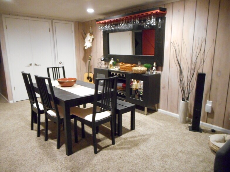 Building Photo - 2721 S Kearney St