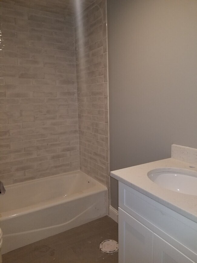 Second Bathroom - 9 Main Rd