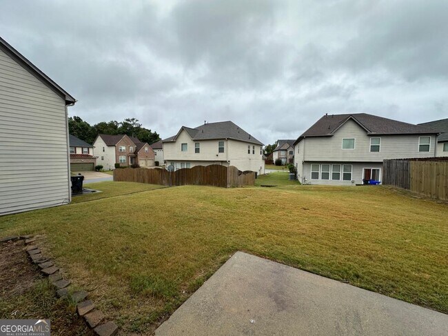 Building Photo - 5496 Village Trace