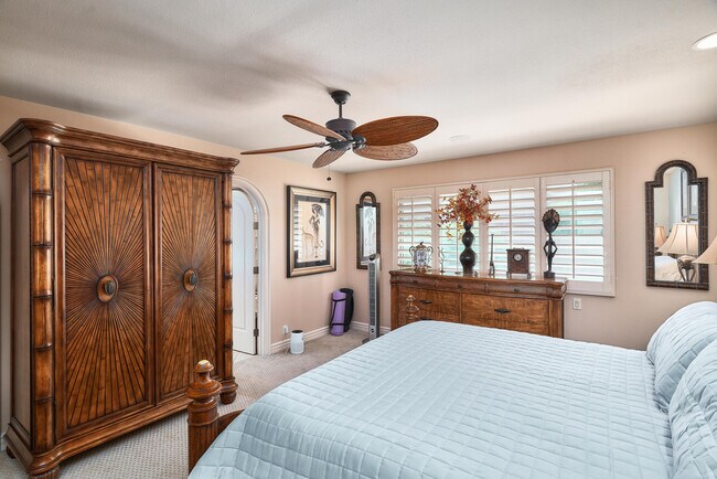Building Photo - 99 Conejo Cir