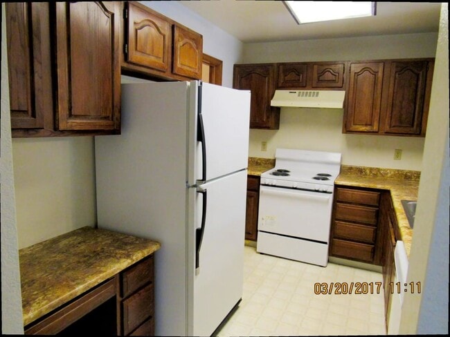 Building Photo - 375 Wild Rose Ln