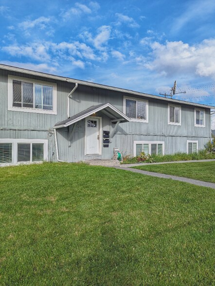 Building Photo - 3401 E 15th Ave