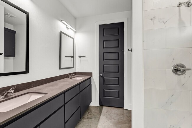 Building Photo - 3006 Alpha Wolf Ct