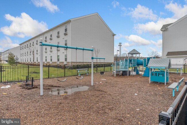 Building Photo - 29 Sister's Farmstead Rd