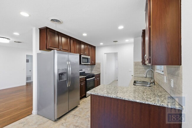 Building Photo - 4405 Terrilance Dr