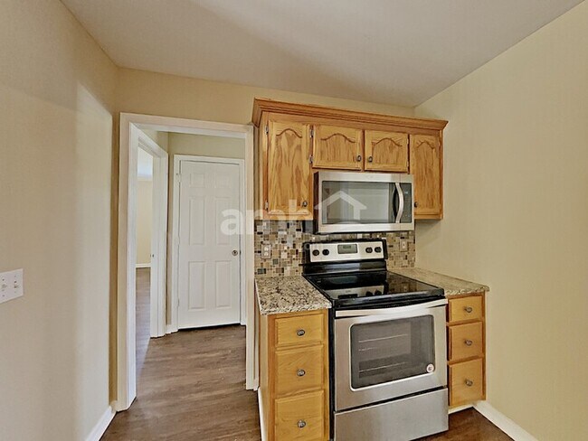 Building Photo - 156 Brightstar Ct