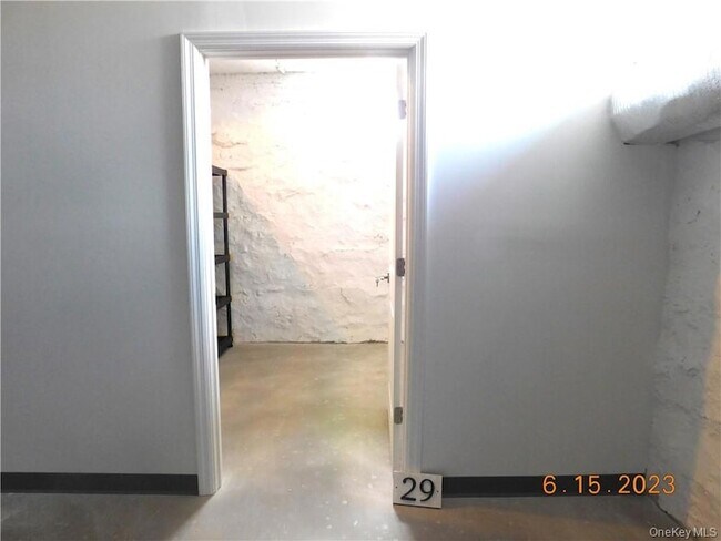 Building Photo - 29 Fremont St