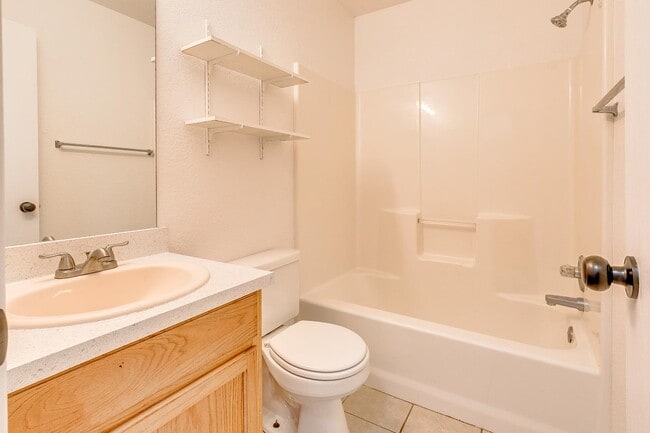 Building Photo - 913 SW 153rd St