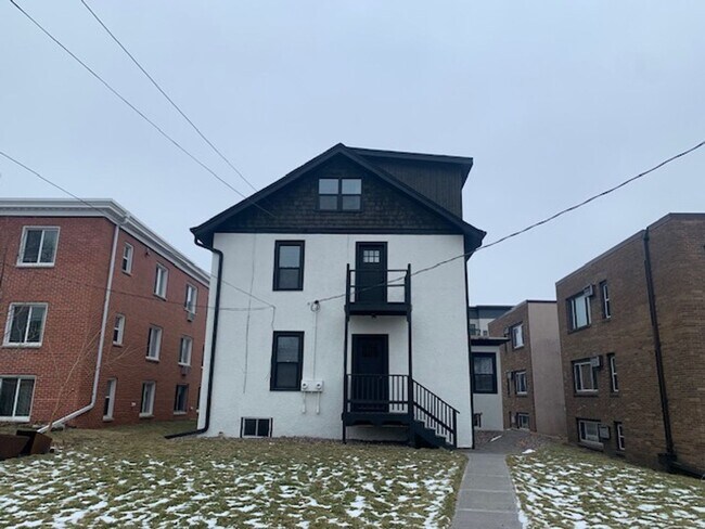 Building Photo - 1769 Grand Ave