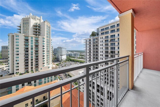 Building Photo - 7350 SW 89th St