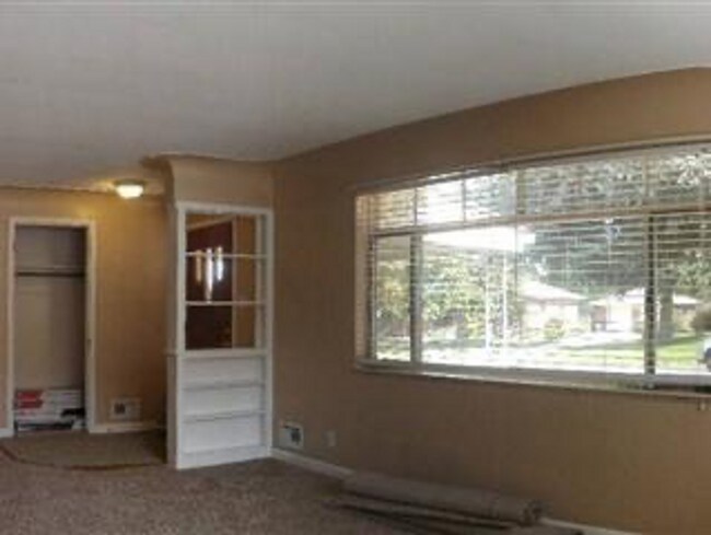 Building Photo - Saturday July 25th, 2020 - Open House 10:0...