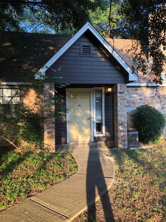 Building Photo - 1601 Faro Dr