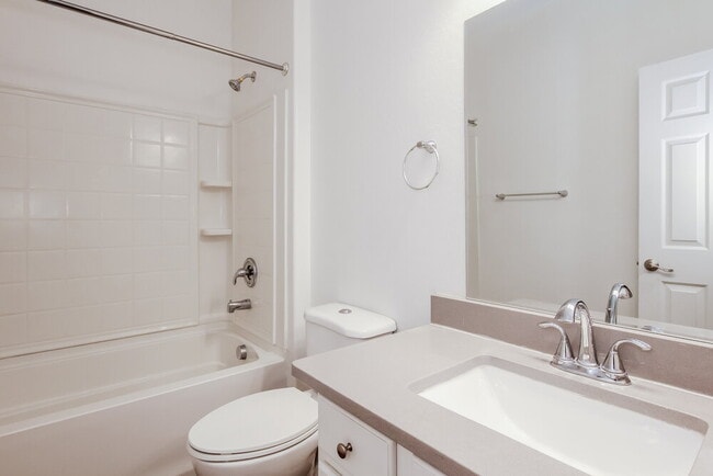 Building Photo - 2741 W Bowker St