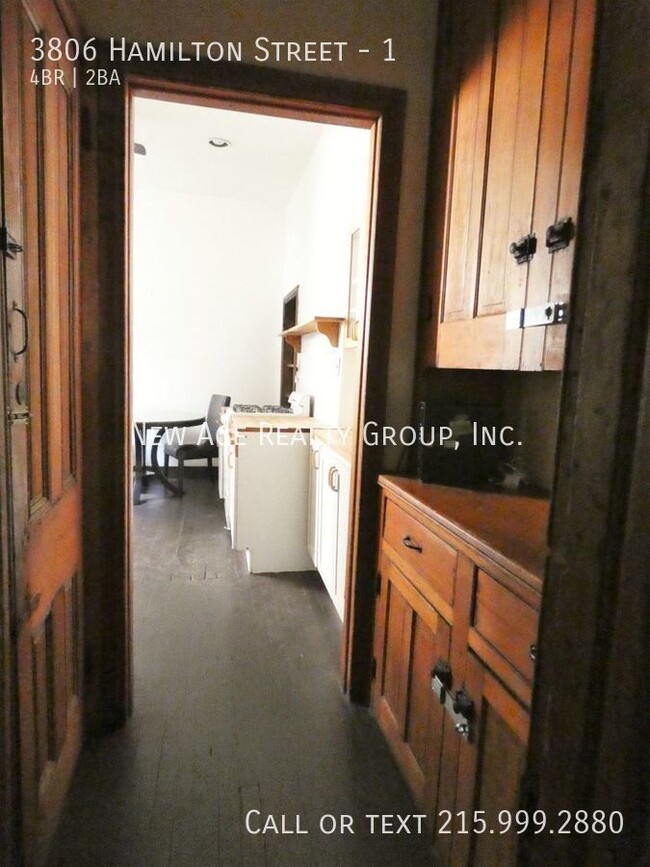 Building Photo - Bi-level apartment available in Powelton V...