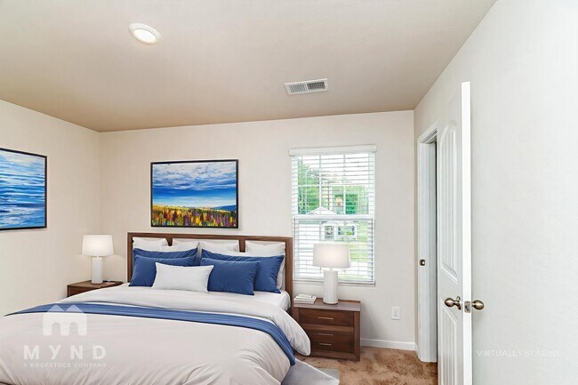 Building Photo - 265 Royal Mdw Dr