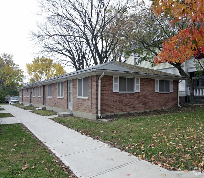 Building Photo - 426-428 Holt St