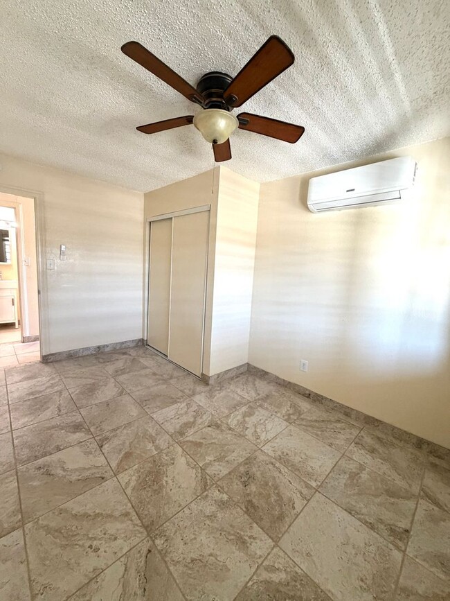 Building Photo - 6614 Tamarisk Ave