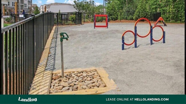 Building Photo - 7000 Harris Hills Ln