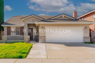 Building Photo - Charming 3-Bedroom Home with a Beautiful Pool in Lathrop! *POOL SERVICE INCLUDED*