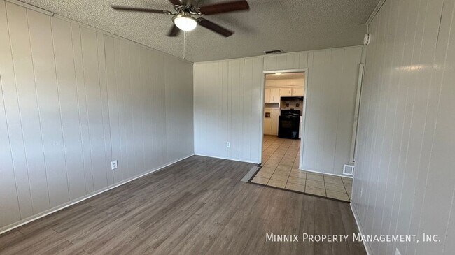 Building Photo - 2302 40th St