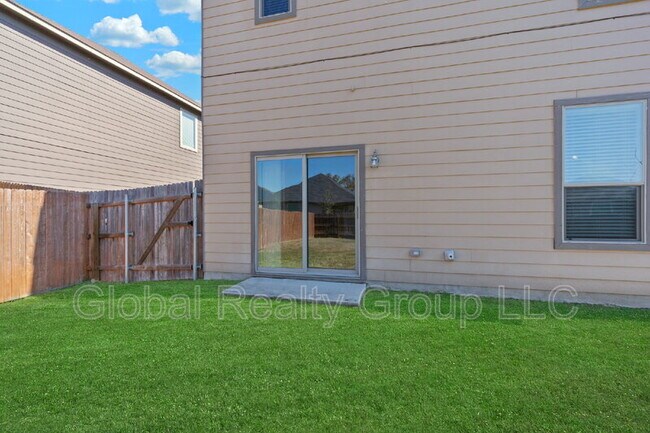 Building Photo - 8307 Pioneer Fld