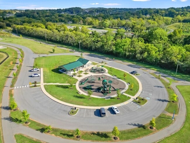 Building Photo - 722 Hahn Ct