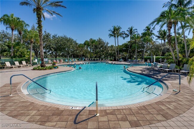 Building Photo - 4949 Kingston Way