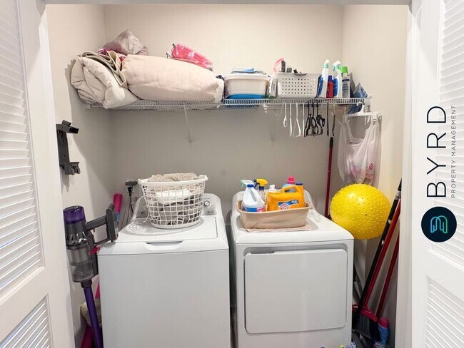 Building Photo - 6655 Citory Way