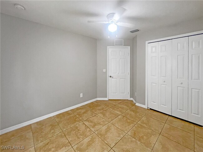 Building Photo - 731 Da Vinci Ave S
