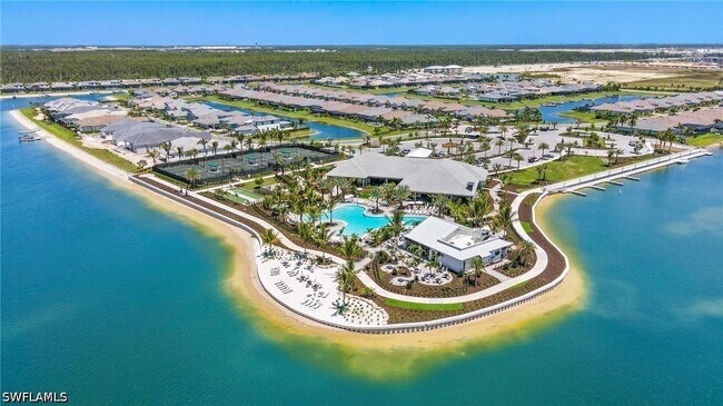Building Photo - 11841 Venetian Lagoon Dr