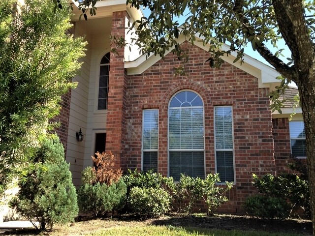 Building Photo - 2210 Two Trail Dr
