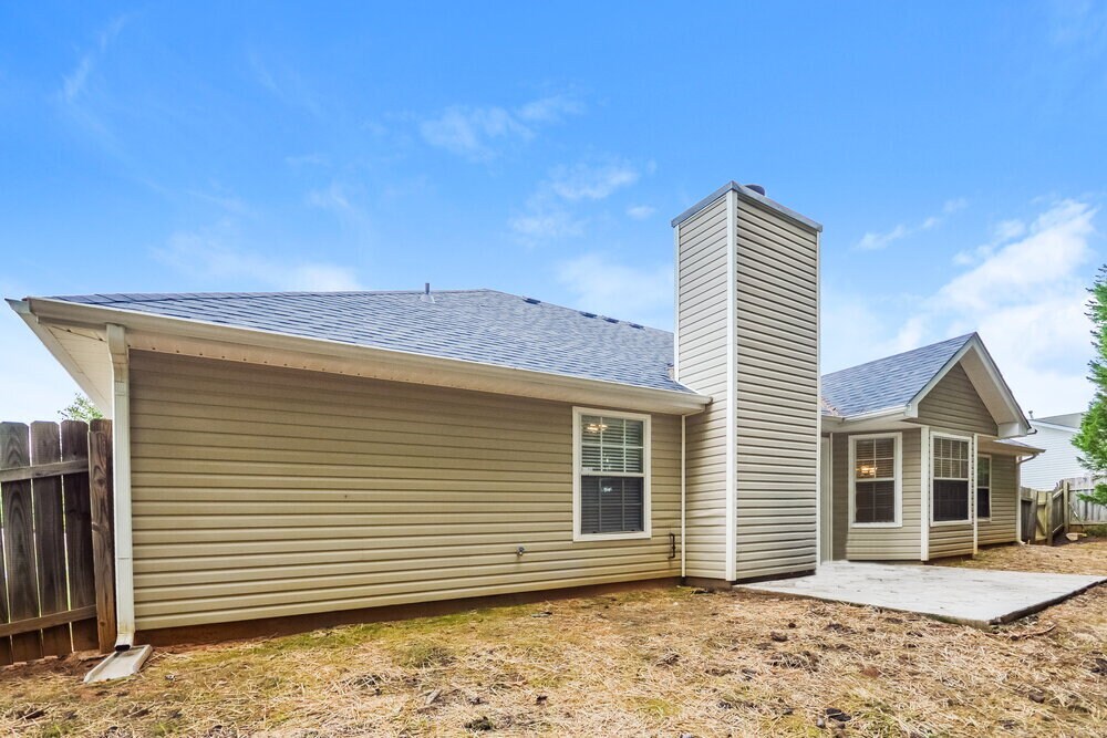 Building Photo - 10662 Village Landing