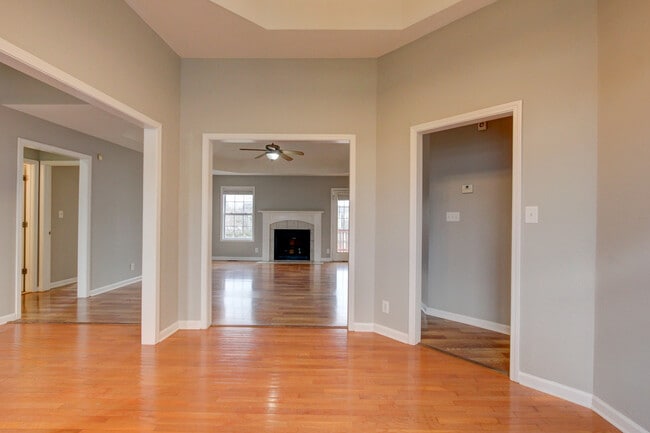 Building Photo - 3696 S Naples Ct