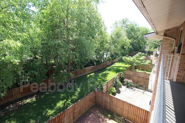 Building Photo - 2833 Kalmia Lee Ct