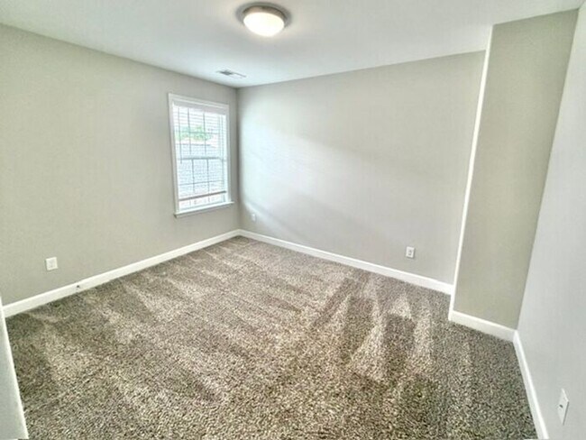 Building Photo - Now Leasing a 4-bedroom 2.5 bath home in Southaven @ Rasco Farms