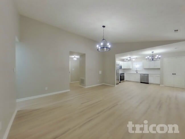 Building Photo - 1319 Country Ridge Ln