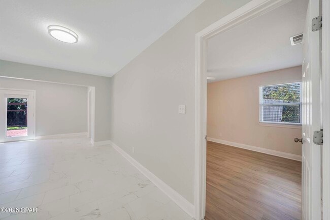 Building Photo - 234 Marlin Cir