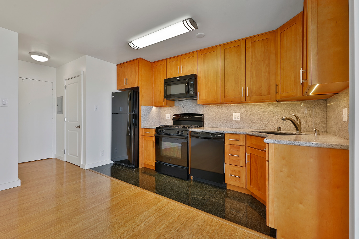 Building Photo - 67 Parkridge Dr