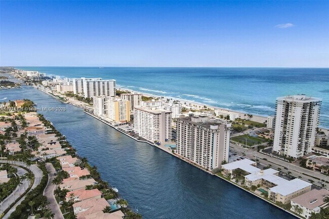 Building Photo - 1600 S Ocean Dr