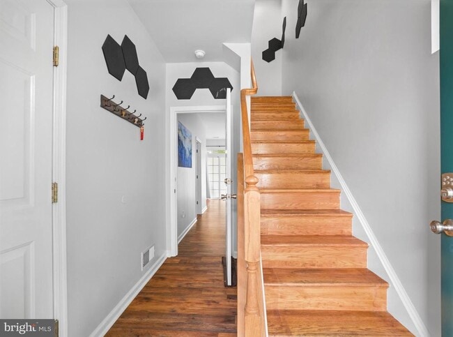 Building Photo - 44163 Azalea Ct
